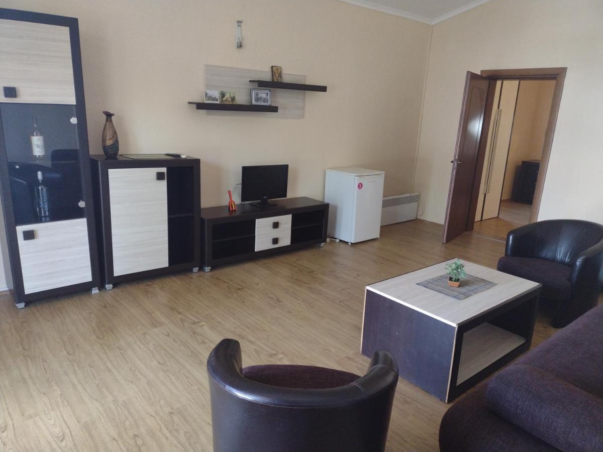 Shale Apartments And Rooms Гевгелия Экстерьер фото