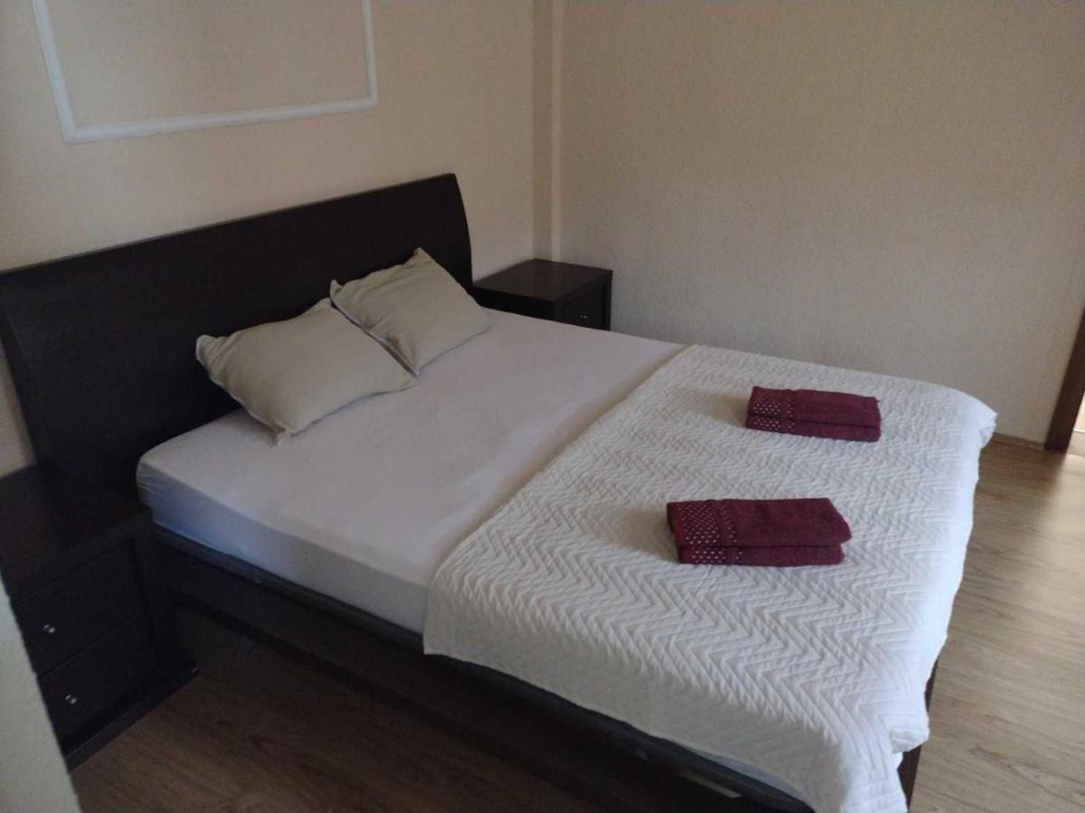 Shale Apartments And Rooms Гевгелия Экстерьер фото