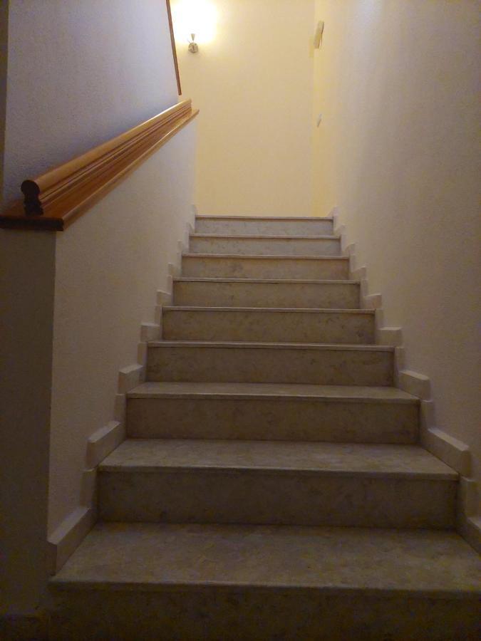 Shale Apartments And Rooms Гевгелия Экстерьер фото