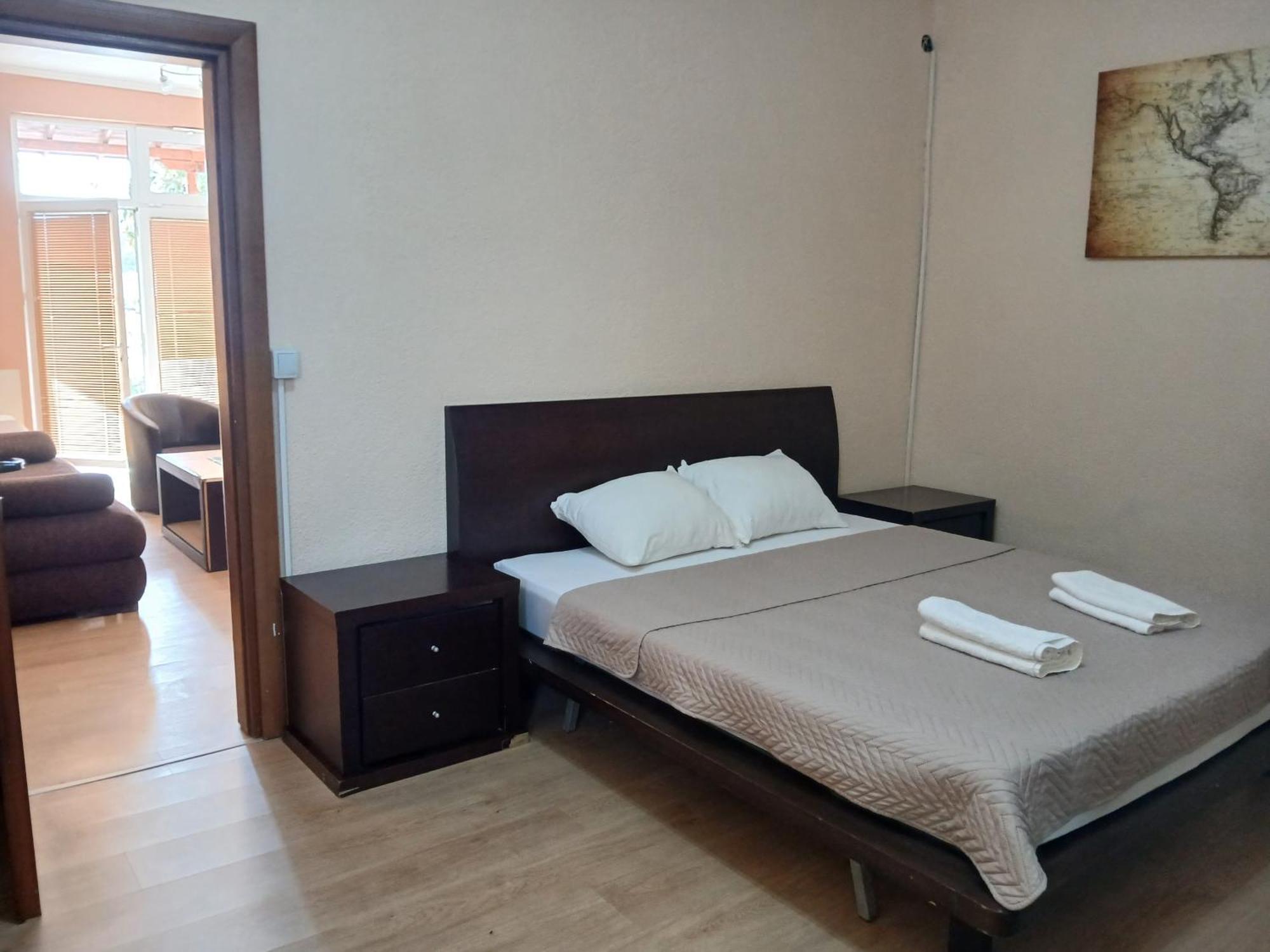Shale Apartments And Rooms Гевгелия Экстерьер фото